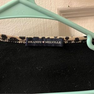 BRANDY MELVILLE CARDIGAN